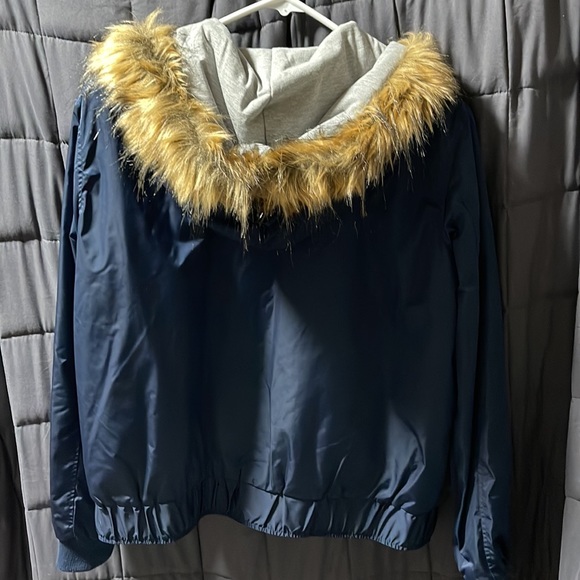 Roxy Jacket - Picture 3 of 3